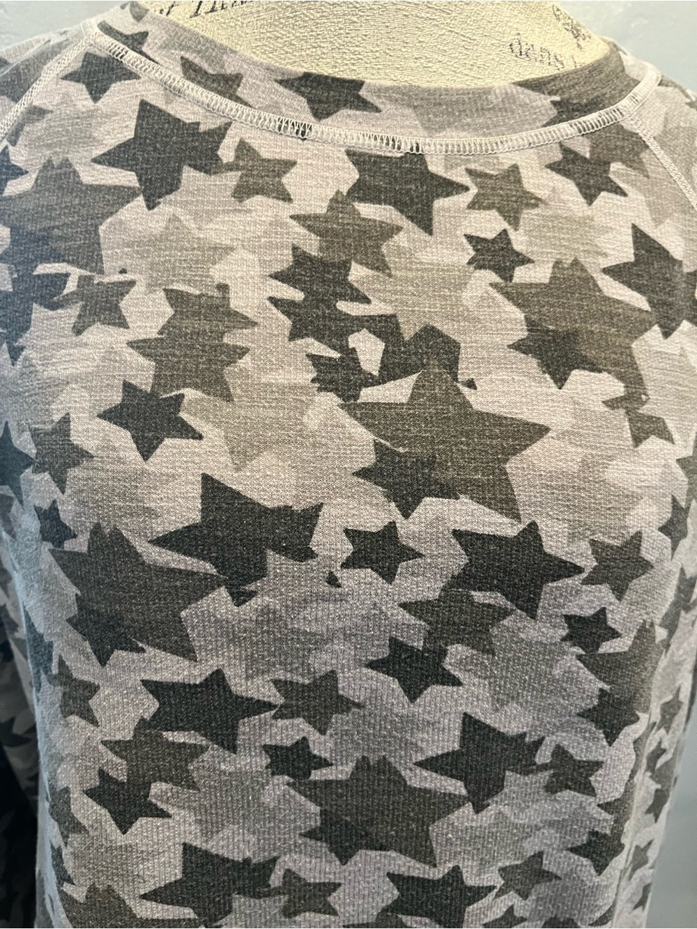 Monrow Top Size M - Picture 2 of 10